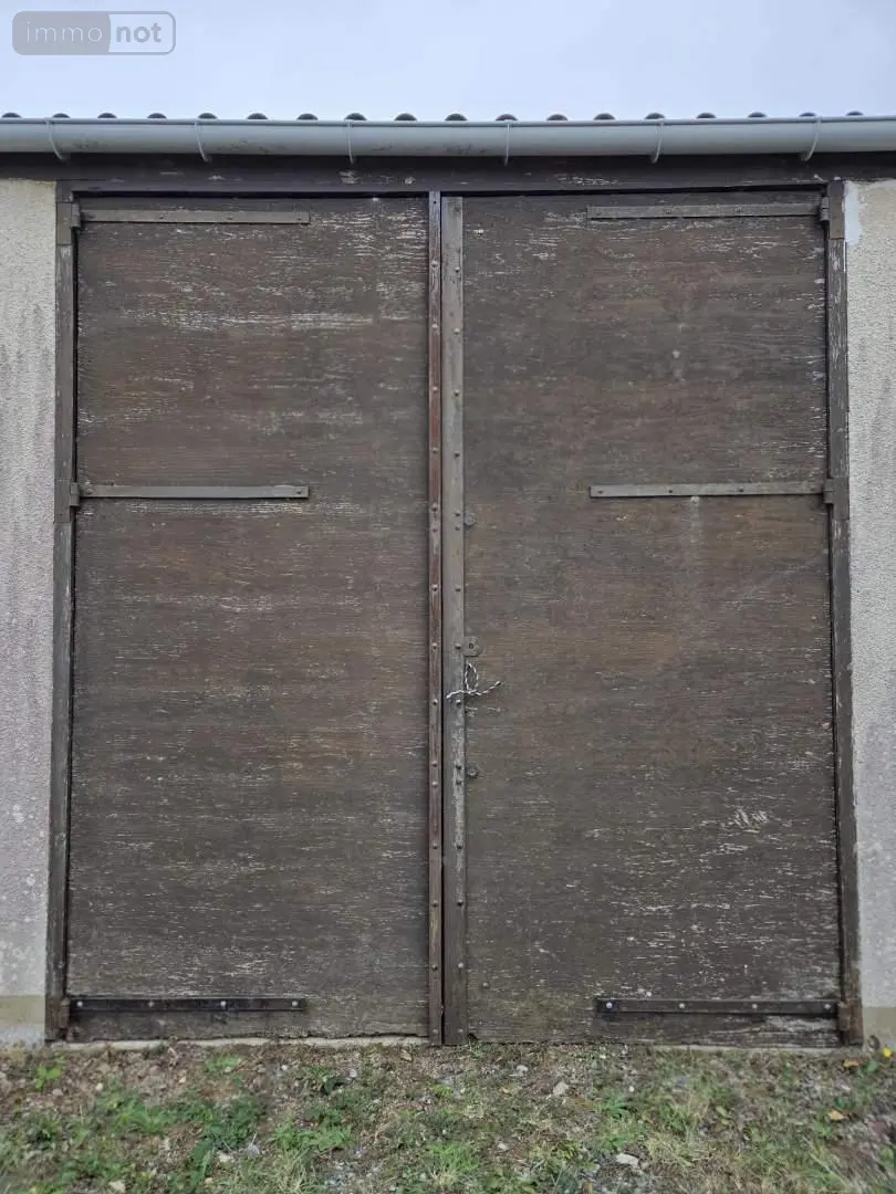 Garage et parking a vendre Saint-Gilles 35590 Ille-et-Vilaine 35 1 pièce 17000 euros 030/73048 003