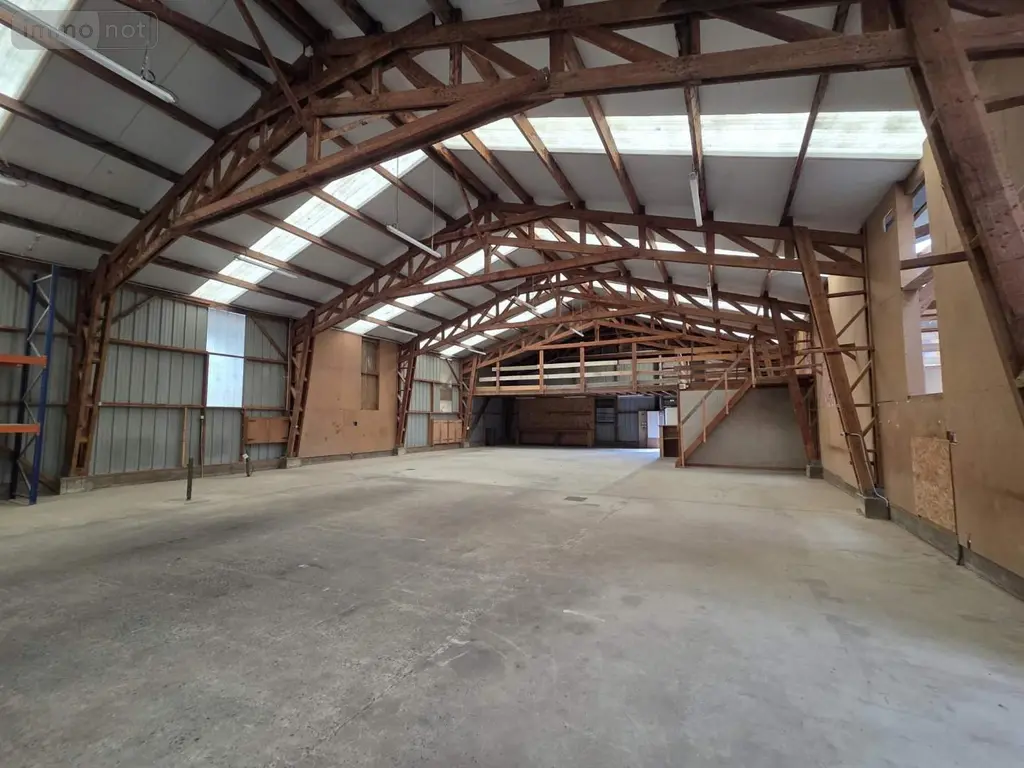 Fonds et murs commerciaux a vendre Montfort-sur-Meu 35160 Ille-et-Vilaine 35 869 m2 8 pièces 521000 euros 030/73055 002