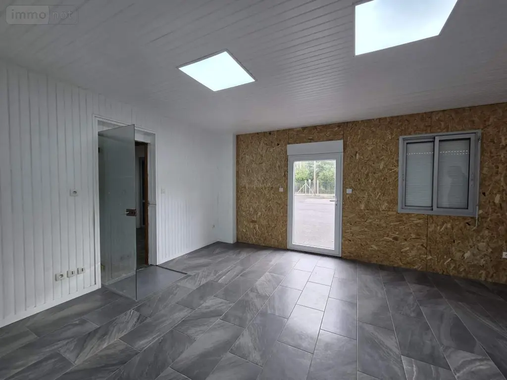 Fonds et murs commerciaux a vendre Montfort-sur-Meu 35160 Ille-et-Vilaine 35 869 m2 8 pièces 521000 euros 030/73055 007