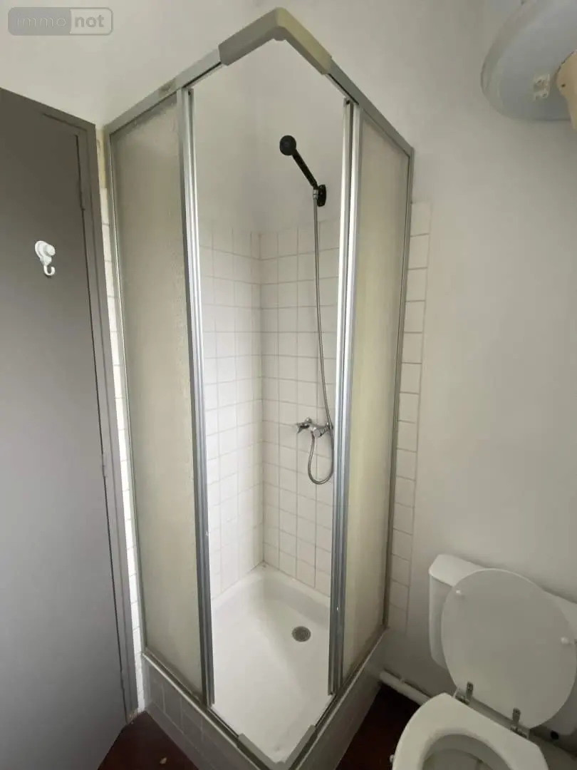 Immeuble de rapport a vendre Fougères 35300 Ille-et-Vilaine 35 242 m2 10 pièces 317078 euros 037/1643 011