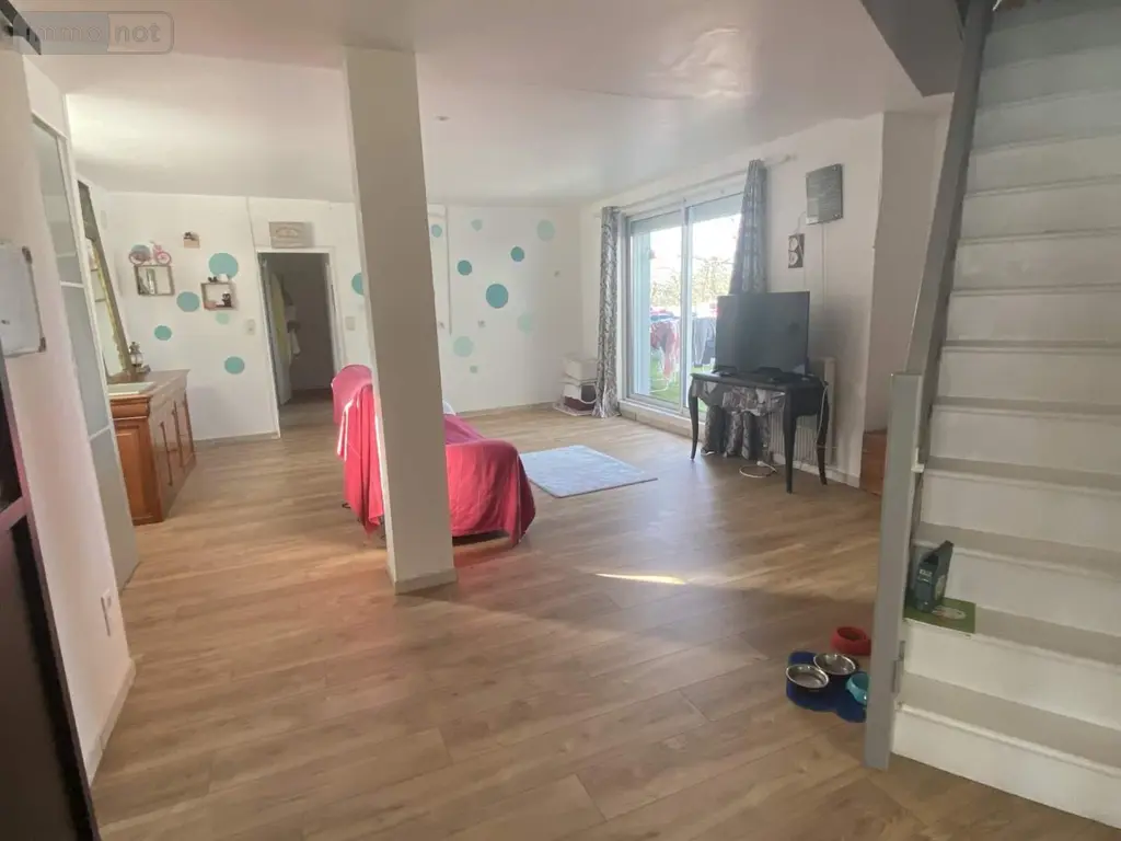 Immeuble de rapport a vendre Fougères 35300 Ille-et-Vilaine 35 338 m2 8 pièces 374256 euros 037/1867 008