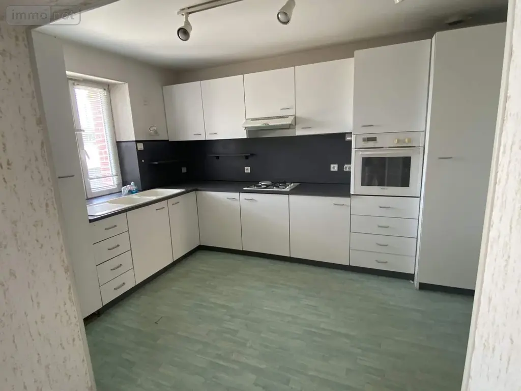 Maison a vendre Fougères 35300 Ille-et-Vilaine 35 94 m2 5 pièces 150742 euros 037/1892 014