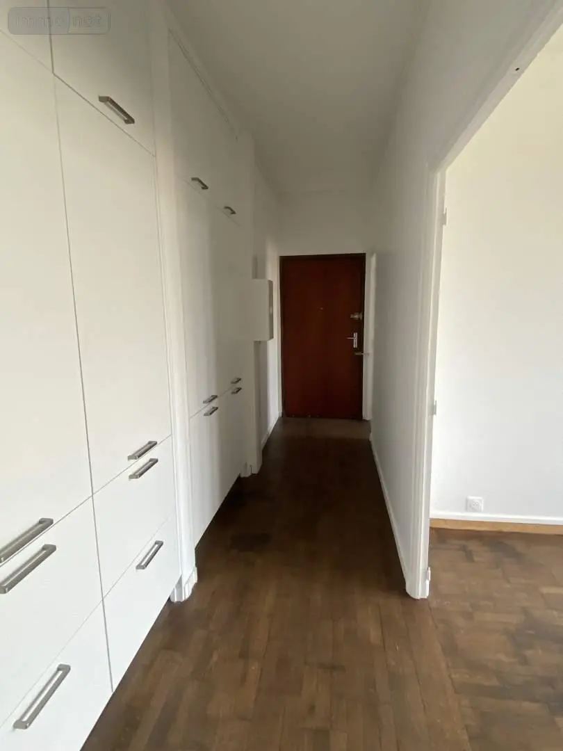 Location maison Fougères 35300 Ille-et-Vilaine 35 54 m2 2 pièces 530 euros 037/1897 006