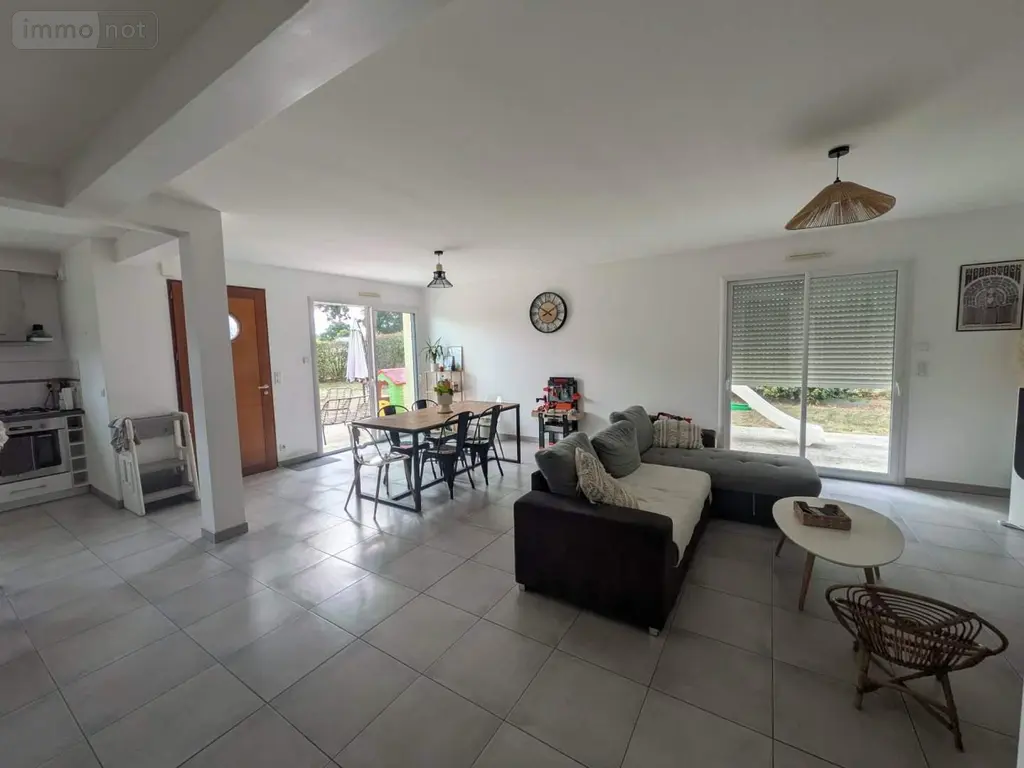 Location maison Romagné 35133 Ille-et-Vilaine 35 131 m2 5 pièces 930 euros 037/1909 006