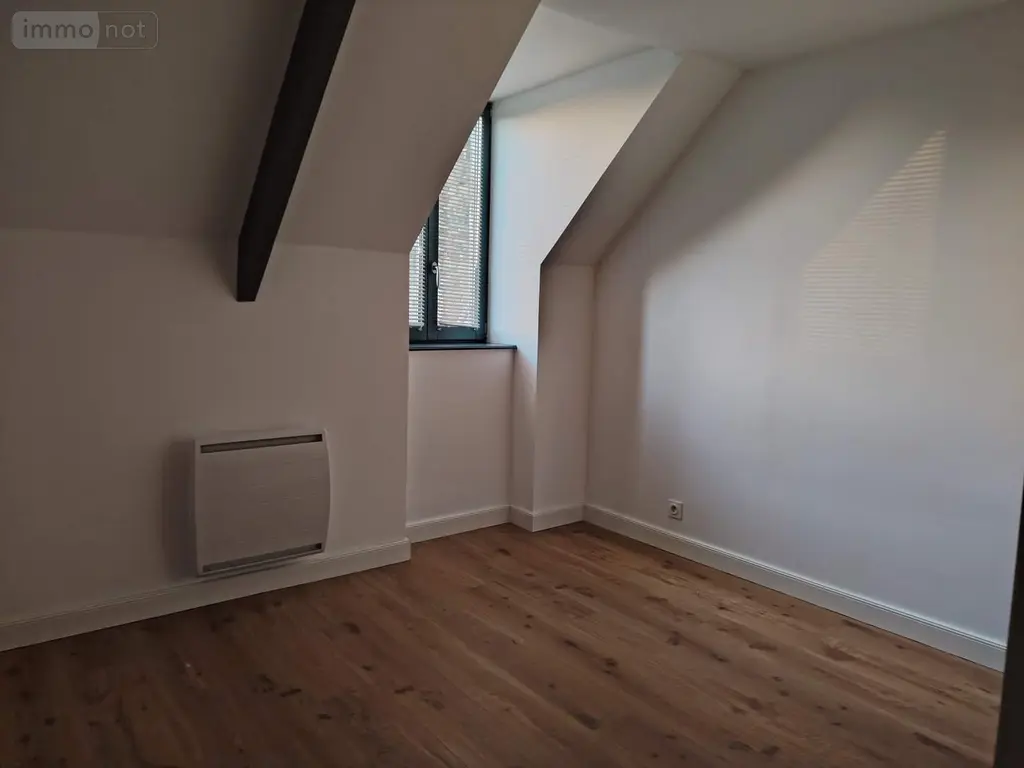 Location appartement Fougères 35300 Ille-et-Vilaine 35 63 m2 3 pièces 560 euros 037/1911 004