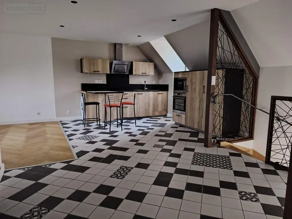 Location appartement Fougères 35300 Ille-et-Vilaine 35 63 m2 3 pièces 560 euros 037/1911 009