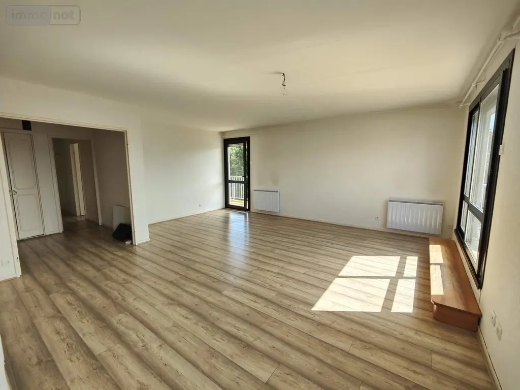 Appartement a vendre Cesson-Sévigné 35510 Ille-et-Vilaine 35 93 m2 5 pièces 291200 euros 097/2872 003