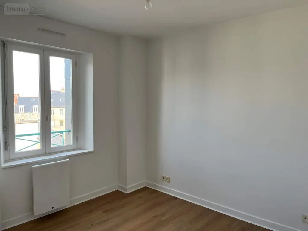 Location appartement Saint-Malo 35400 Ille-et-Vilaine 35 106 m2 4 pièces 1100 euros 103/877 002