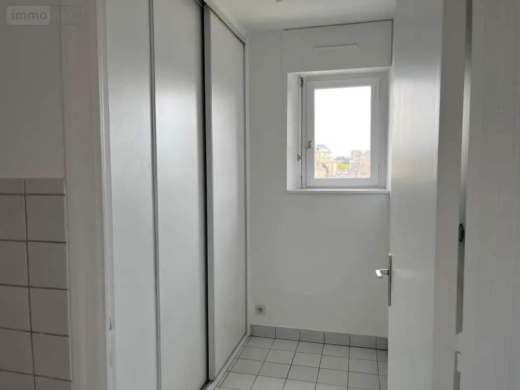 Location appartement Saint-Malo 35400 Ille-et-Vilaine 35 106 m2 4 pièces 1100 euros 103/877 008