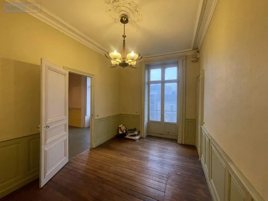 Fonds et murs commerciaux a vendre Rennes 35000 Ille-et-Vilaine 35 234 m2 11 pièces 795600 euros 35117/1019 008
