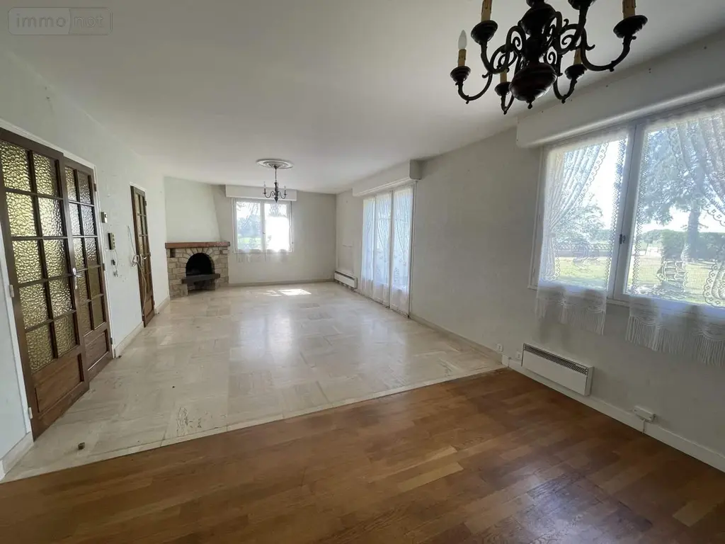 Maison a vendre Châteaubourg 35220 Ille-et-Vilaine 35 91 m2 3 pièces 261250 euros 35117/1042 010