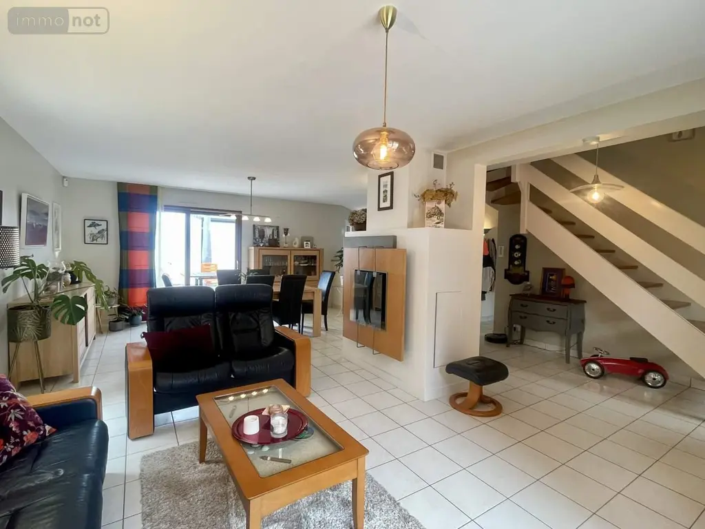 Maison a vendre Châteaubourg 35220 Ille-et-Vilaine 35 150 m2 7 pièces 409500 euros 35117/1060 006