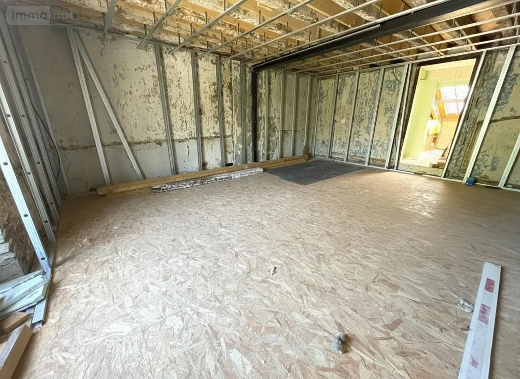 Immeuble de rapport a vendre La Guerche-de-Bretagne 35130 Ille-et-Vilaine 35 150 m2 3 pièces 89980 euros 118/1037 007