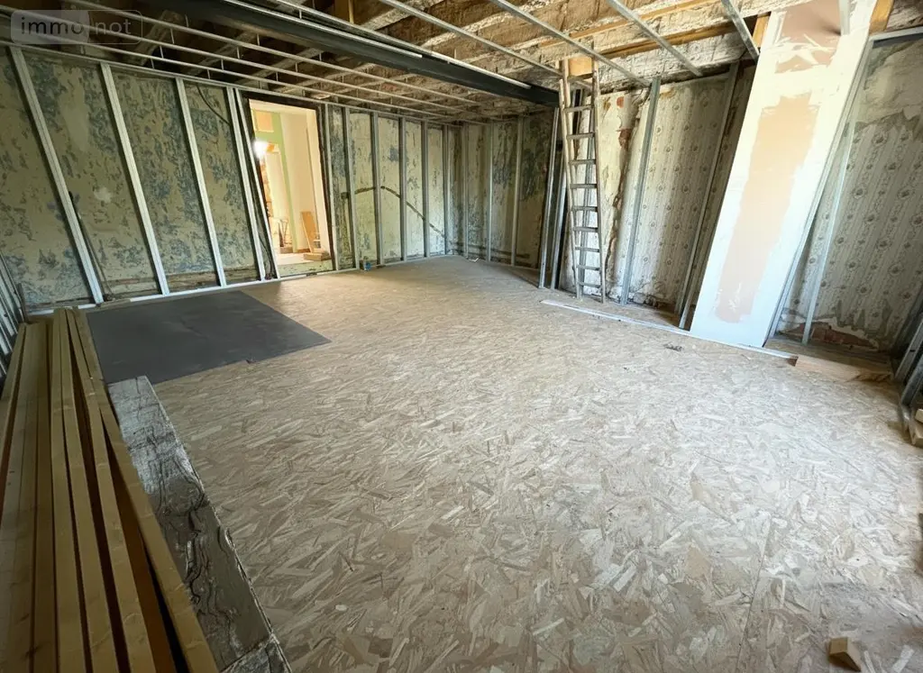 Immeuble de rapport a vendre La Guerche-de-Bretagne 35130 Ille-et-Vilaine 35 150 m2 3 pièces 89980 euros 118/1037 008