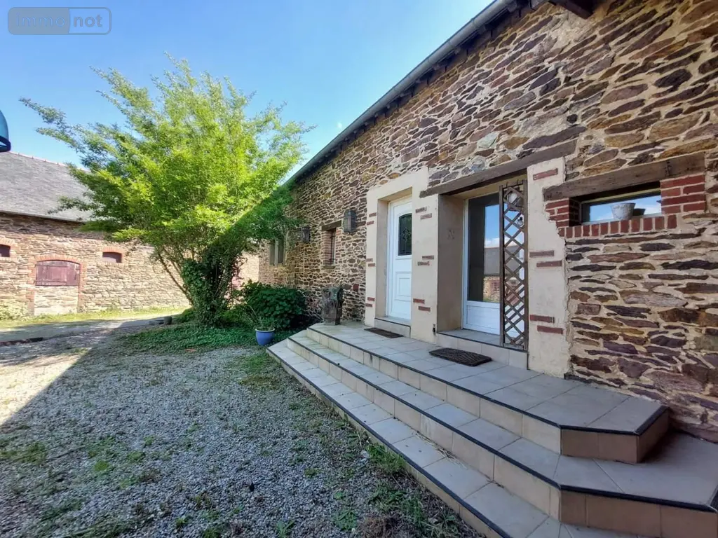 Maison a vendre Retiers 35240 Ille-et-Vilaine 35 225 m2 8 pièces 341520 euros 122/3026 001