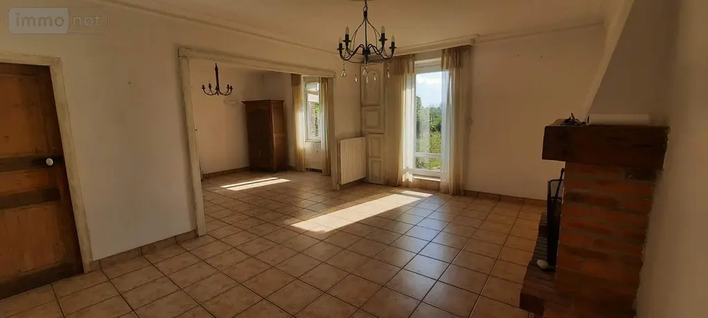 Maison a vendre Retiers 35240 Ille-et-Vilaine 35 225 m2 8 pièces 341520 euros 122/3026 010