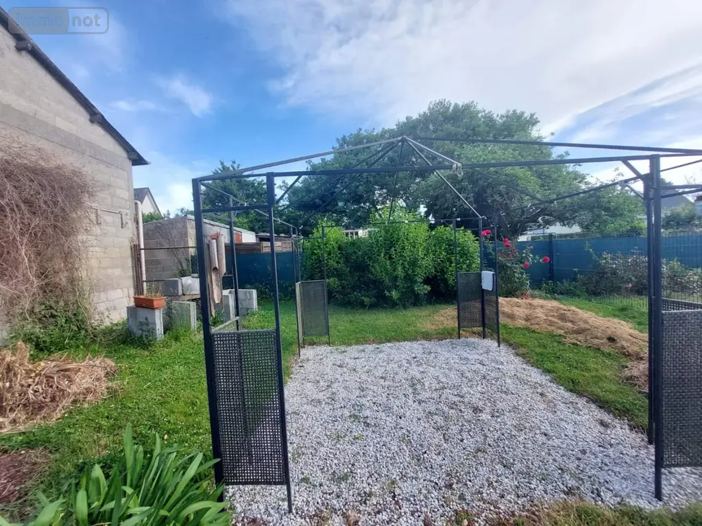 Immeuble de rapport a vendre Retiers 35240 Ille-et-Vilaine 35 160 m2 1 pièce 131600 euros 122/3123 003