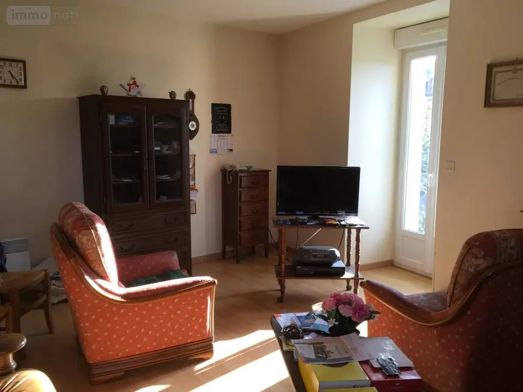 Immeuble de rapport a vendre Martigné-Ferchaud 35640 Ille-et-Vilaine 35 160 m2 7 pièces 245575 euros 134/4237 004
