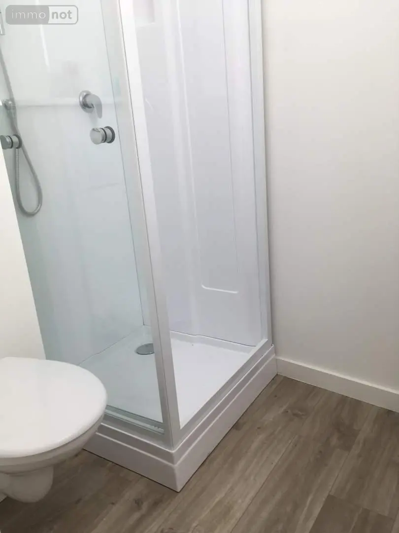 Location fonds et murs commerciaux Piré-Chancé 35680 Ille-et-Vilaine 35 27 m2 1 pièce 400 euros 134/4239 010
