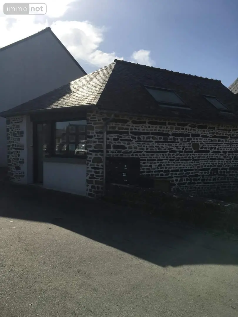 Location fonds et murs commerciaux Piré-Chancé 35680 Ille-et-Vilaine 35 27 m2 1 pièce 400 euros 134/4239 002