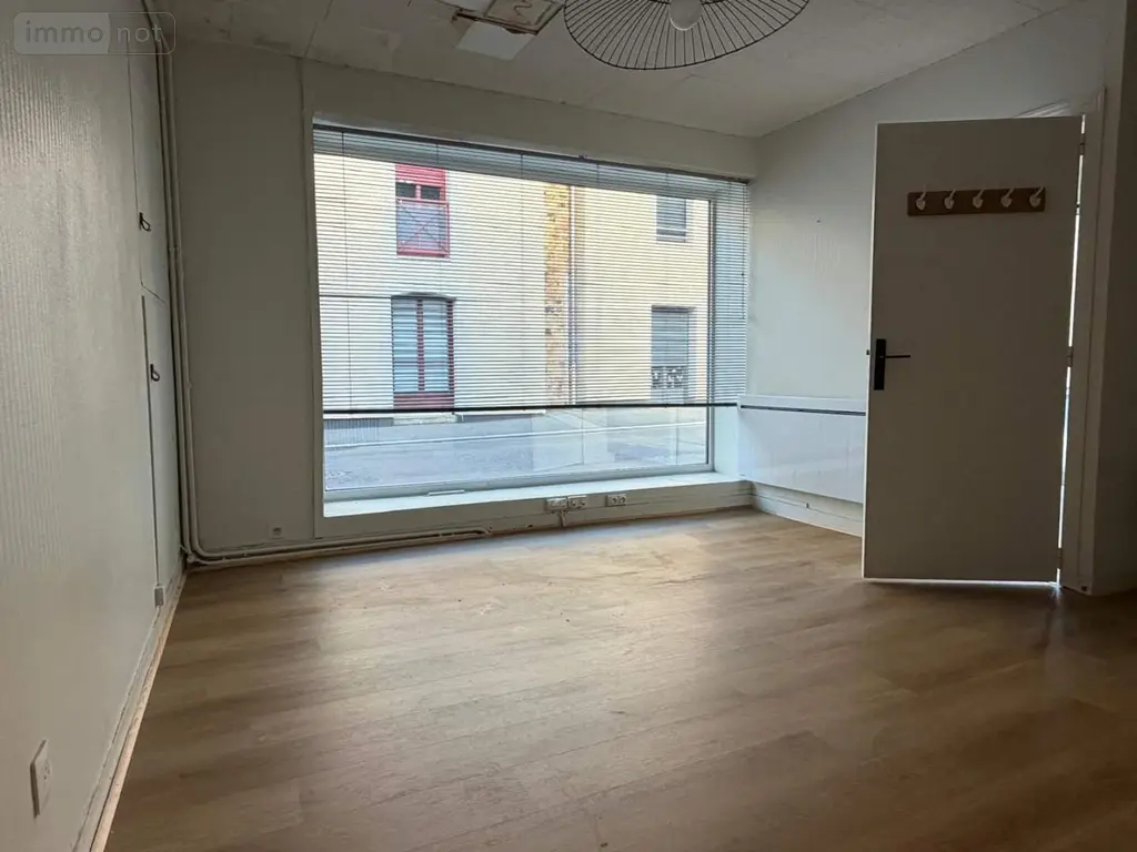 Location fonds et murs commerciaux Grand-Fougeray 35390 Ille-et-Vilaine 35 39 m2 2 pièces 550 euros 136/5316 008