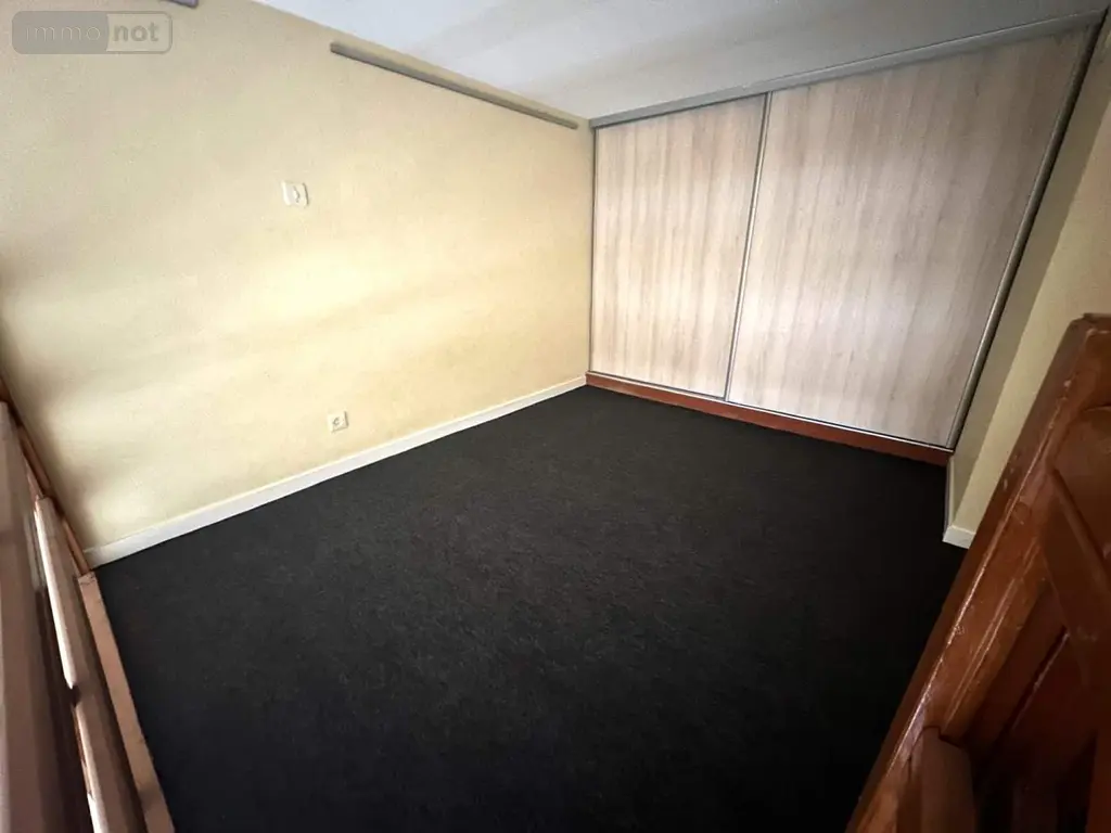 Location appartement Rennes 35000 Ille-et-Vilaine 35 14 m2 1 pièce 520 euros 150/1767 006