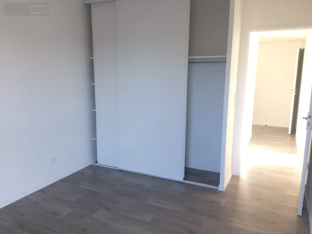Location appartement La Riche 37520 Indre-et-Loire 37 62 m2 3 pièces 740 euros 001/2180 003