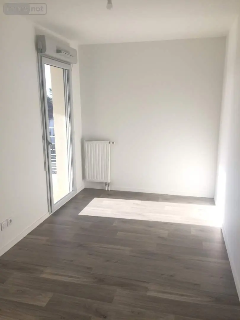 Location appartement La Riche 37520 Indre-et-Loire 37 62 m2 3 pièces 740 euros 001/2180 004