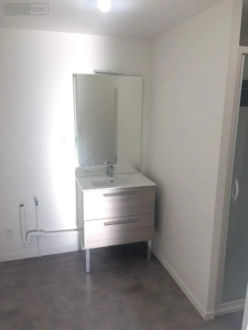 Location appartement La Riche 37520 Indre-et-Loire 37 62 m2 3 pièces 740 euros 001/2180 008