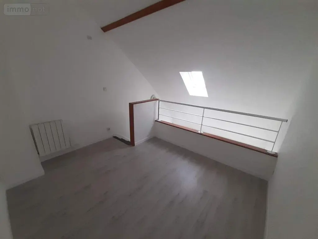 Location appartement Tours 37000 Indre-et-Loire 37 25 m2 1 pièce 420 euros 001/1472 001