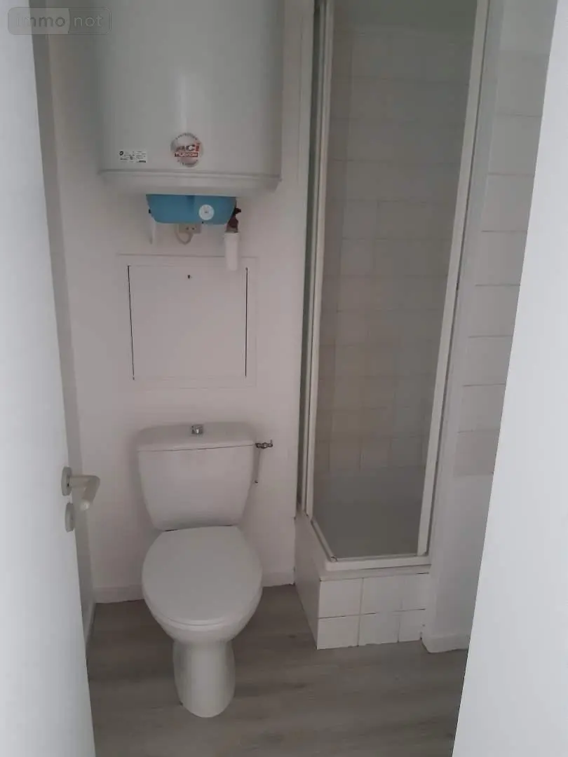Location appartement Tours 37000 Indre-et-Loire 37 25 m2 1 pièce 420 euros 001/1472 005