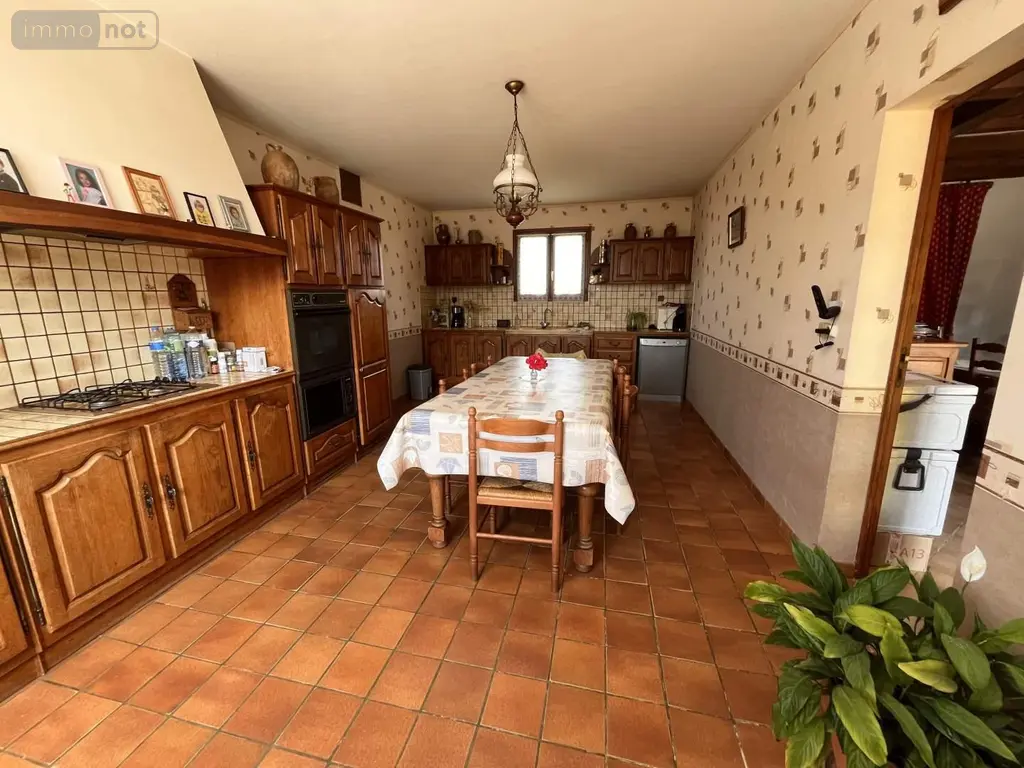 Maison a vendre Villedômer 37110 Indre-et-Loire 37 249 m2 9 pièces 335600 euros 003/2561 003