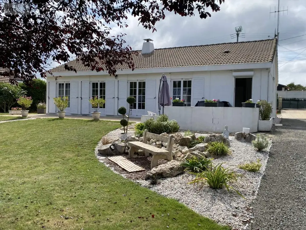 Maison a vendre Pernay 37230 Indre-et-Loire 37 121 m2 5 pièces 414960 euros 005/1995 001