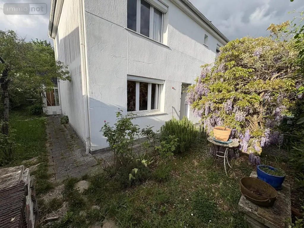 Maison a vendre Tours 37100 Indre-et-Loire 37 106 m2 6 pièces 218400 euros 005/2057 016