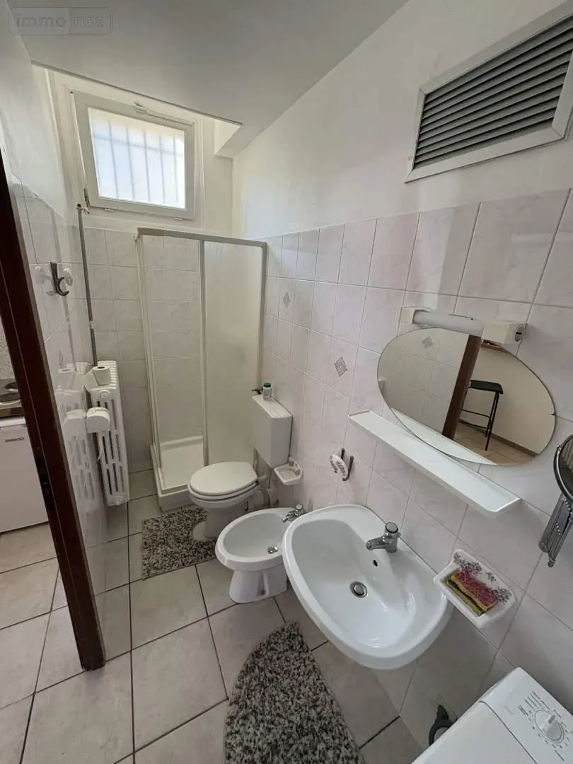 Location appartement Tours 37000 Indre-et-Loire 37 25 m2 1 pièce 530 euros 005/2067 002