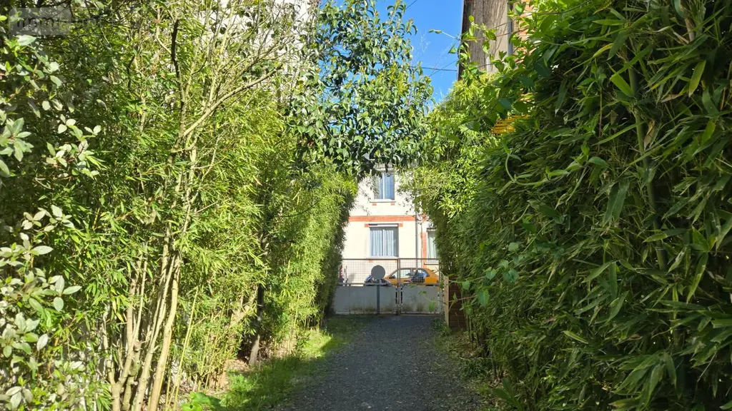 Fonds et murs commerciaux a vendre Tours 37000 Indre-et-Loire 37 102 m2 249600 euros 005/2075 002