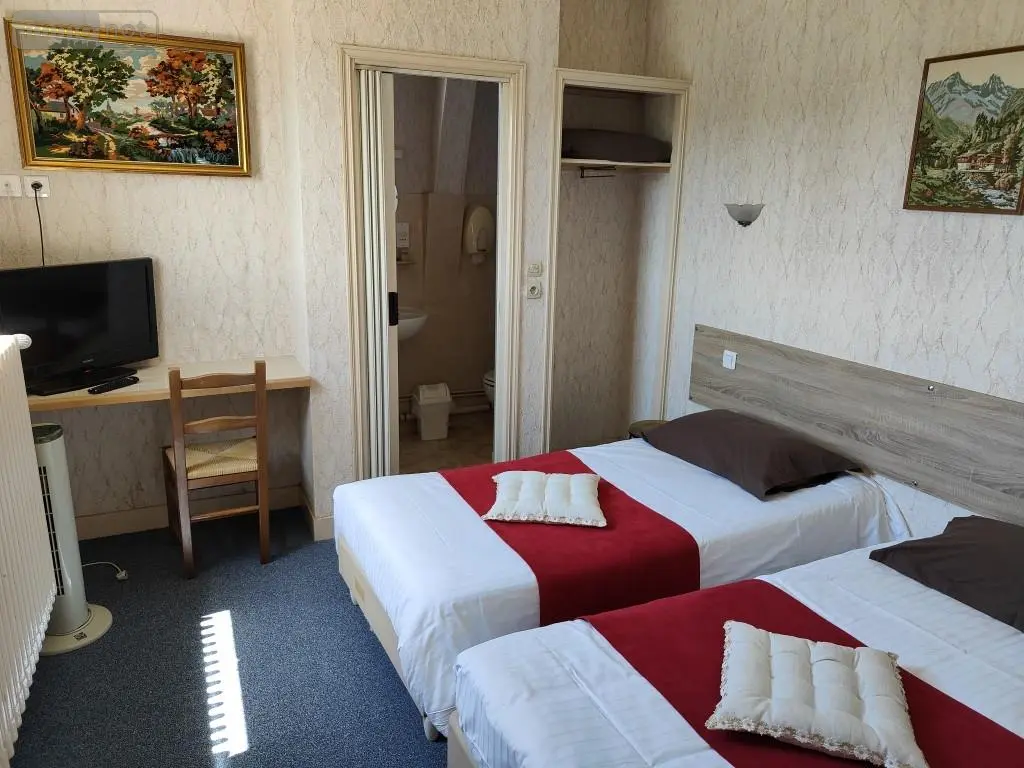 Propriete a vendre Chenonceaux 37150 Indre-et-Loire 37 550 m2 16 pièces 832000 euros 021/MA0795 002