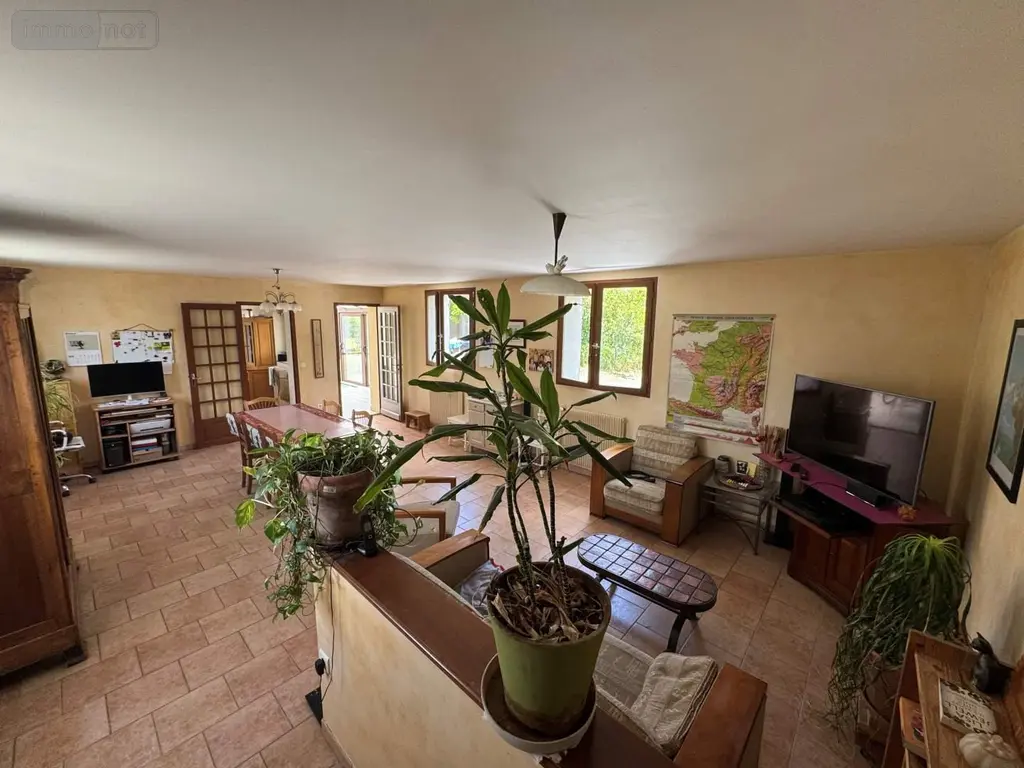 Maison a vendre Truyes 37320 Indre-et-Loire 37 135 m2 5 pièces 247480 euros 034/2026000542 003