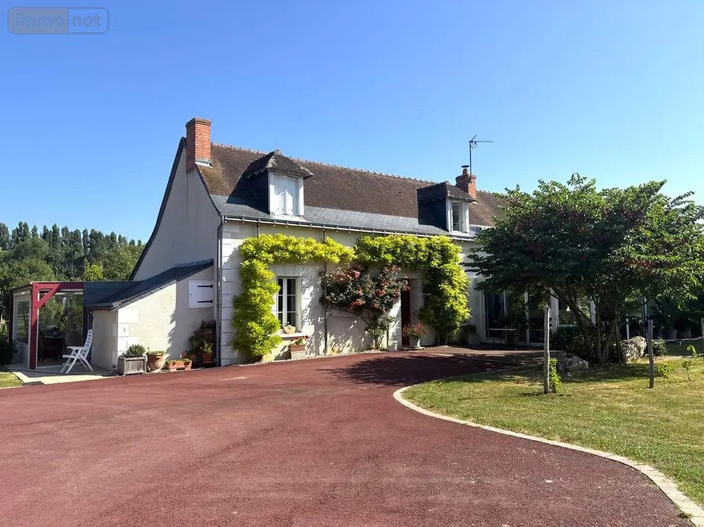 Propriete a vendre Luynes 37230 Indre-et-Loire 37 177 m2 5 pièces 721000 euros 37037/385 010
