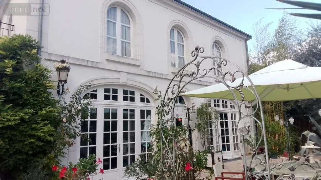 Maison a vendre Vendôme 41100 Loir-et-Cher 41 388 m2 9 pièces 1248000 euros 072/1867 002