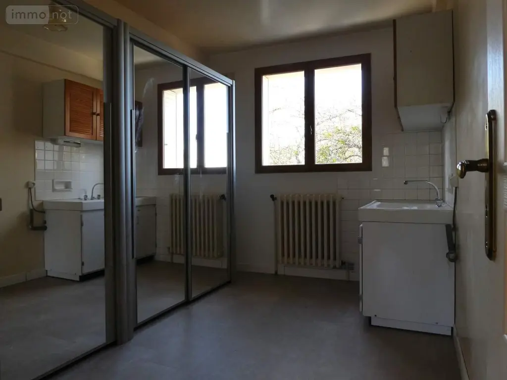 Maison a vendre Saint-Germain-des-Prés 45220 Loiret 45 141 m2 6 pièces 164000 euros 065/1219 010