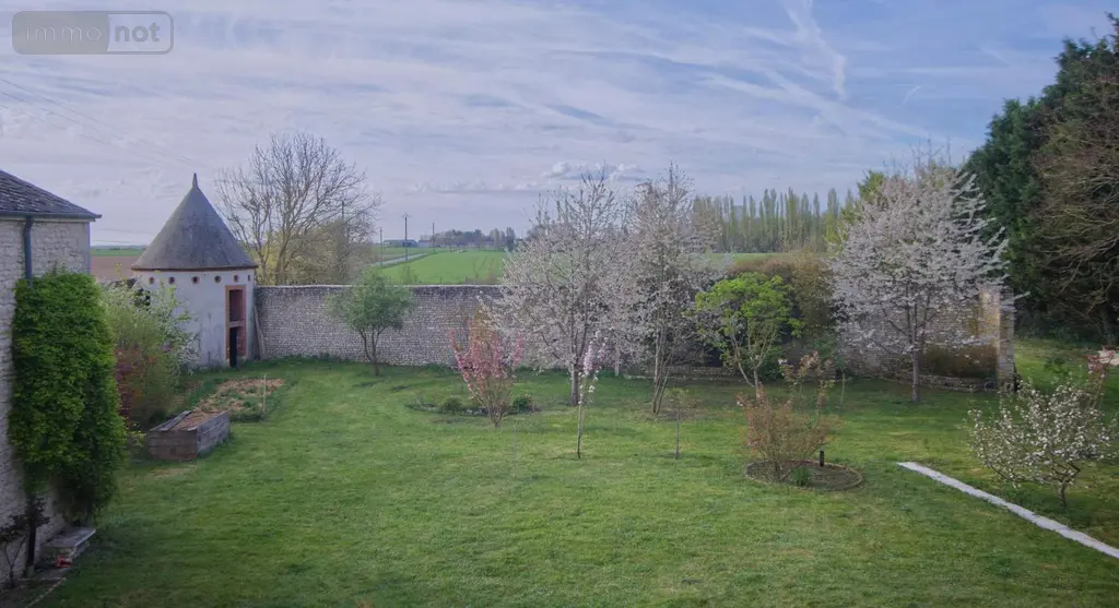 Propriete a vendre Courtempierre 45490 Loiret 45 469 m2 14 pièces 511875 euros 065/1236 003
