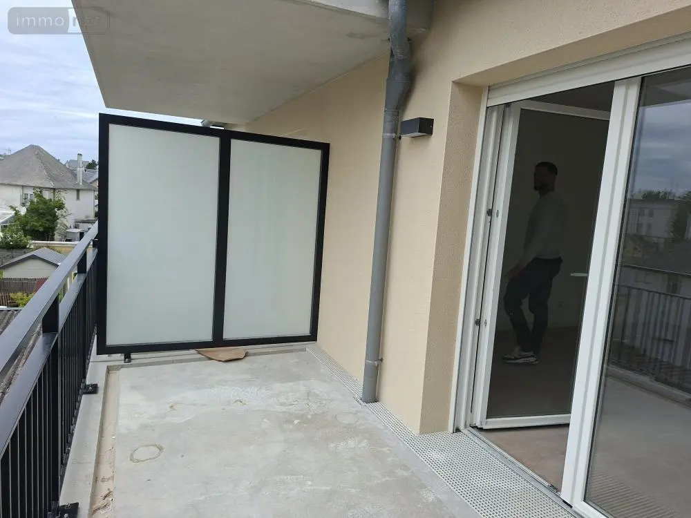 Location appartement Jullouville 50610 Manche 50 89 m2 5 pièces 1150 euros 028/1663 002
