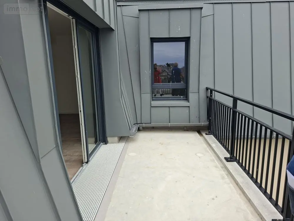 Location appartement Jullouville 50610 Manche 50 89 m2 5 pièces 1150 euros 028/1663 008
