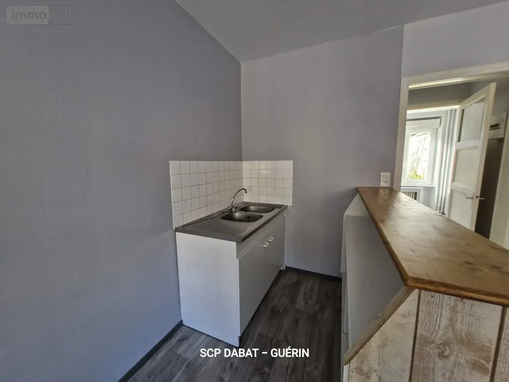 Immeuble de rapport a vendre Saint-Hilaire-du-Harcouët 50600 Manche 50 177 m2 9 pièces 184450 euros 8481 011