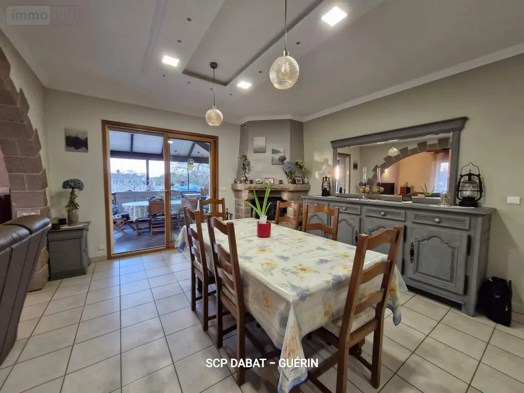 Maison a vendre Saint-Hilaire-du-Harcouët 50600 Manche 50 197 m2 6 pièces 337280 euros 8447 006