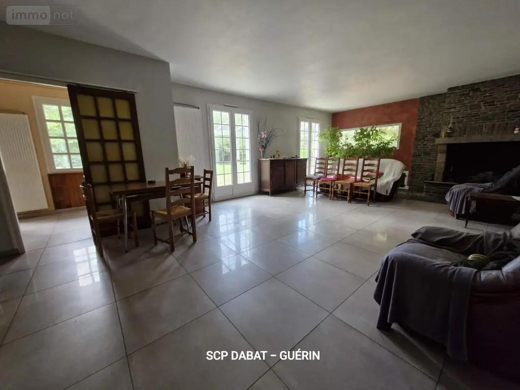 Maison a vendre Saint-Hilaire-du-Harcouët 50600 Manche 50 261 m2 7 pièces 360400 euros 8526 014