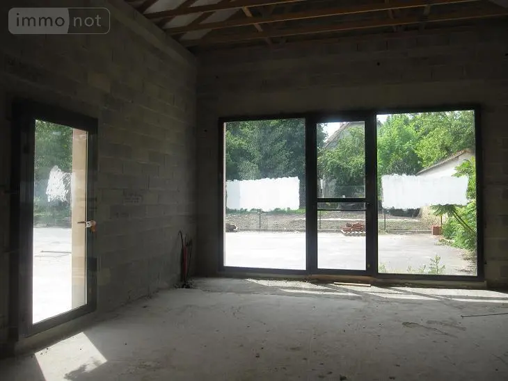 Fonds et murs commerciaux a vendre Sézanne 51120 Marne 51 126 m2 3 pièces 163657 euros 034/565 009