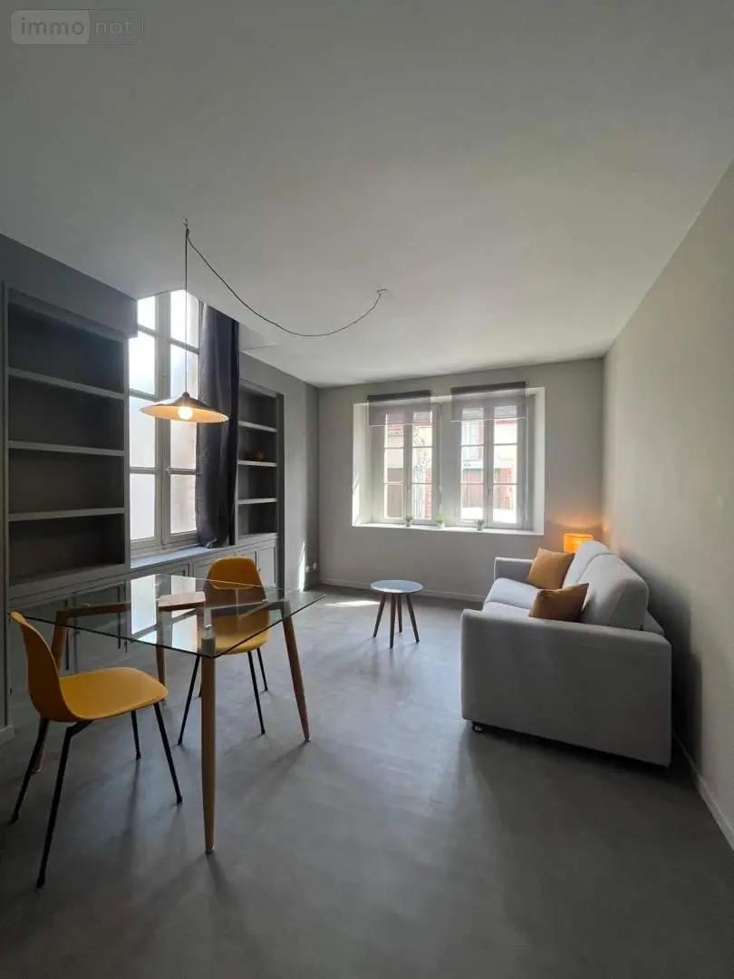 Location appartement Sézanne 51120 Marne 51 36 m2 2 pièces 390 euros 043/1177 002