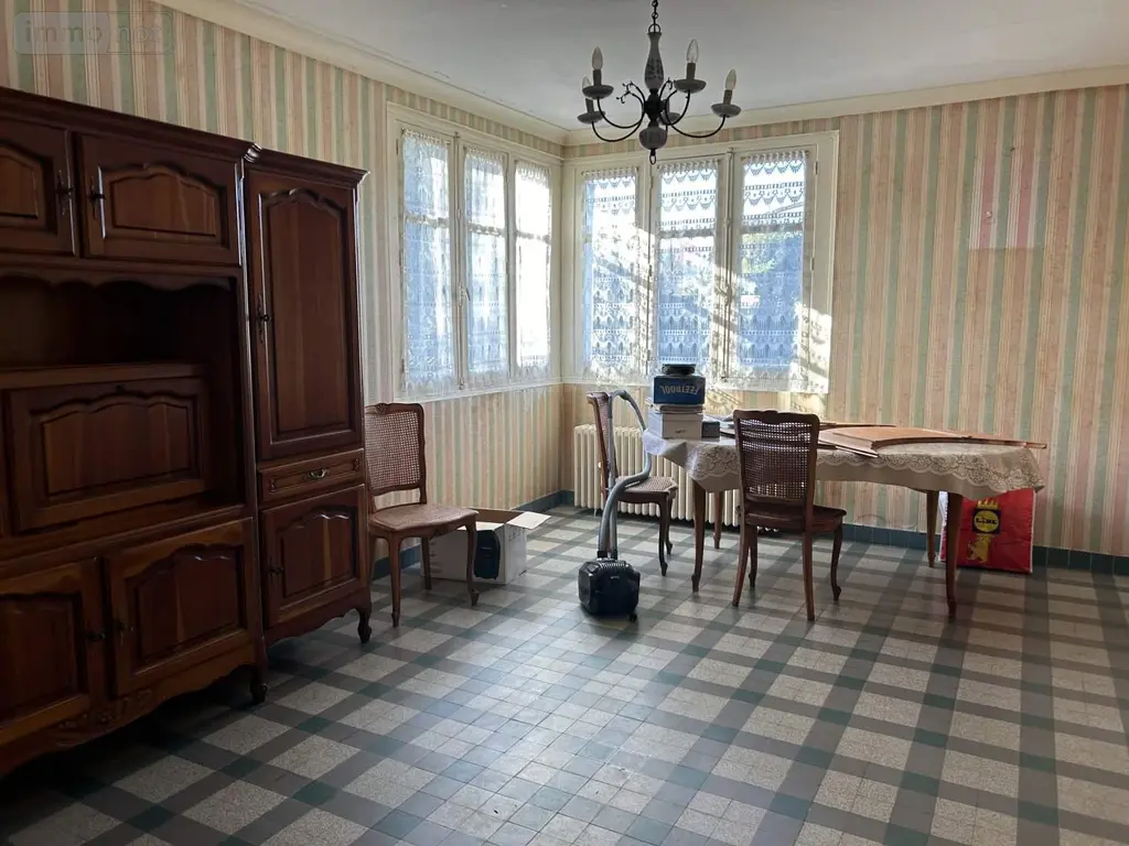 Maison a vendre Château-Gontier-sur-Mayenne 53200 Mayenne 53 85 m2 4 pièces 299400 euros 028/2126 007